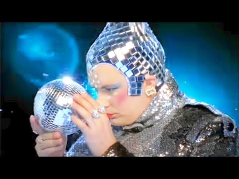 VERKA_SERDUCHKA_-_DANCING_LASHA_TUMBAI_-EUROPE_VERSION-