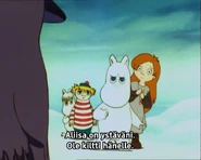 Muumipeikko suojelee Aliisaa Möröltä..png (426 KiB)