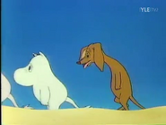 Muumipeikko ja Nipsu etsivät nais-väkeä aavikolla.png (140 KiB)