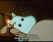 Muumipeikko puhuu Myylle ennen nukahtamista.png (372 KiB)