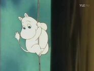 Muumipeikko tulee alas..jpg (11 KiB)