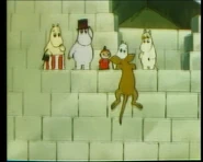 Kaikki nousivat pyramidin huipulle.png (717 KiB)