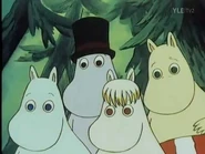 Muumit katsovat avaruus-oliota.jpg (15 KiB)