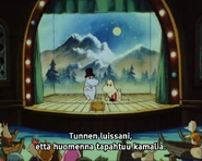 Muumimamma ja Muumipappa esiintyvät "Kadonneet lapset" -näytelmässä.