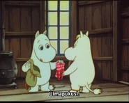 Tässä on uimapukusi, Niiskuneiti..png (656 KiB)