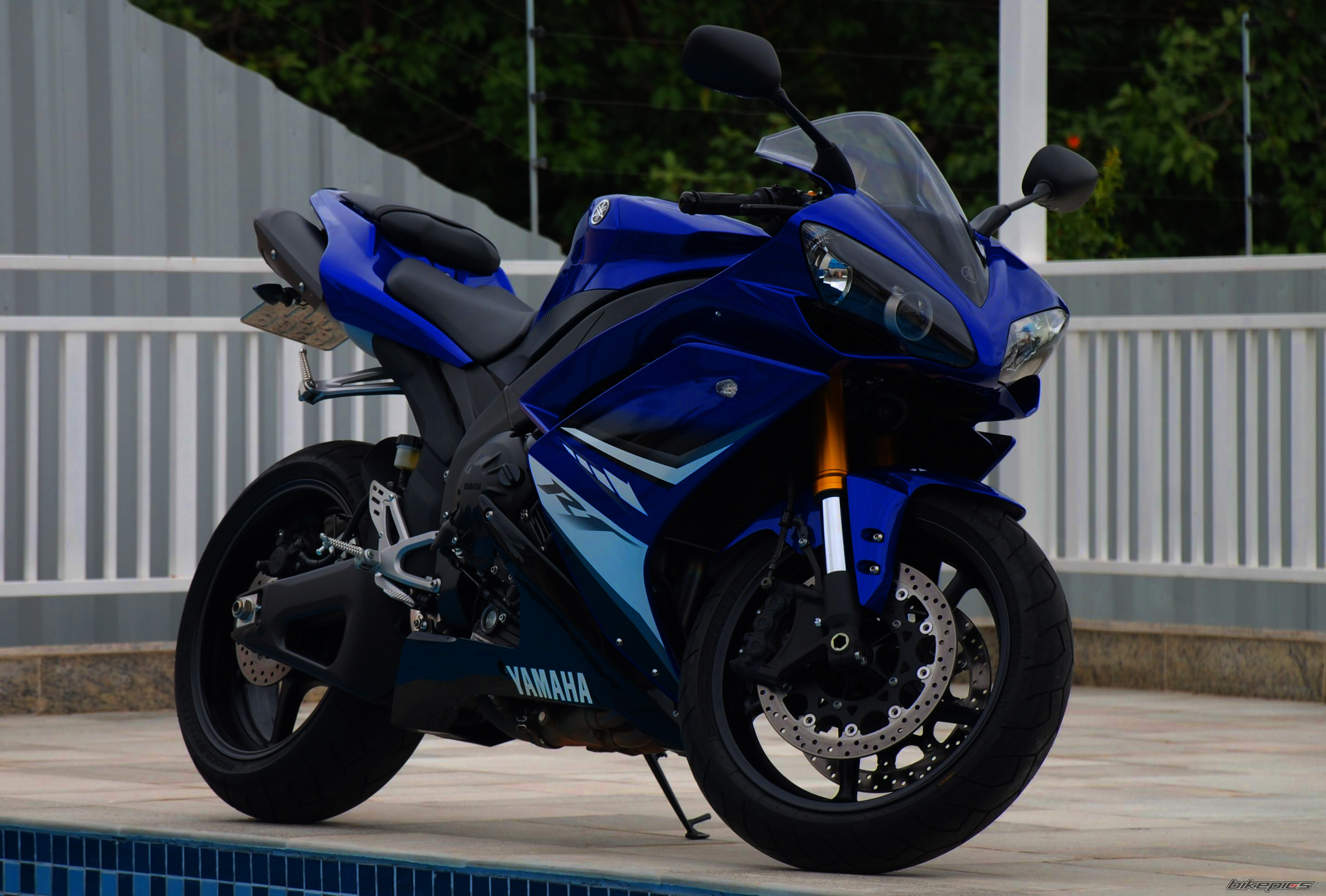 Ямаха YZF r1