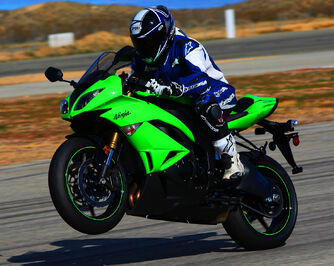 Kawasaki Ninja ZX-6R | Motorcycle Wiki | Fandom