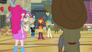 Sunset Shimmer keeping up appearances EG