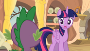 Spike el dragon, y Twilight la alicornio