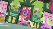 268px-Lily Daisy Run Inside.png