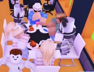 2 Inverted Customers Eating