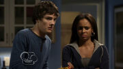 My-babysitters-a-vampire--village-of-the-darned--206--wait-for-it--vanessa-morgan--matthew-knight.jpg