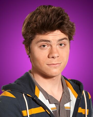 Benny Weir My Babysitter S A Vampire Wiki Fandom Sarah hopes to one day become human again so she can save her soul and so she can. benny weir my babysitter s a vampire