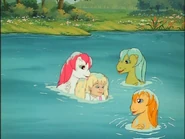 Sea Ponies rescuing Molly in danger
