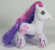 A 3rd release of Sweetie Belle unboxed