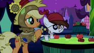 Applejack Aid S2E4