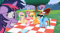 Main 5 ponies looking at worried Twilight S02E03