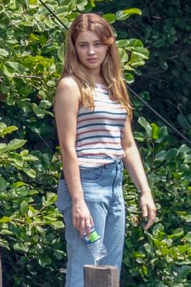 Josephine-langford-film-a-scene-for-after-in-atlanta-08-07-2018-5.jpg