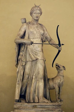 Statue-of-the-Greek-Goddess-Artemis-in-the-Vatican-Museum-showing-her-as-the-Goddess-of