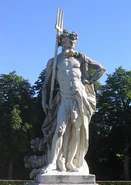 424px-Nymphenburg-Statue-3c.jpg (52 KB)