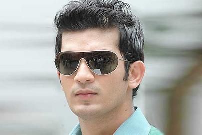 Would love to do films but only if the script is correct: Arjun Bijlani -  Hindustan Times