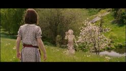 Dryades accueillant Lucy dans la colline d'Aslan