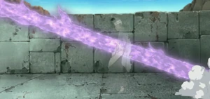 … il active Izanagi pour annuler les dommages…