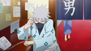 Kakashi discutant au téléphone avec Naruto.