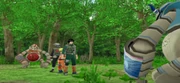 Kakashi e Guy chegam para ajudar Naruto a enfrentar as Marionetes Tipo-Macaco.