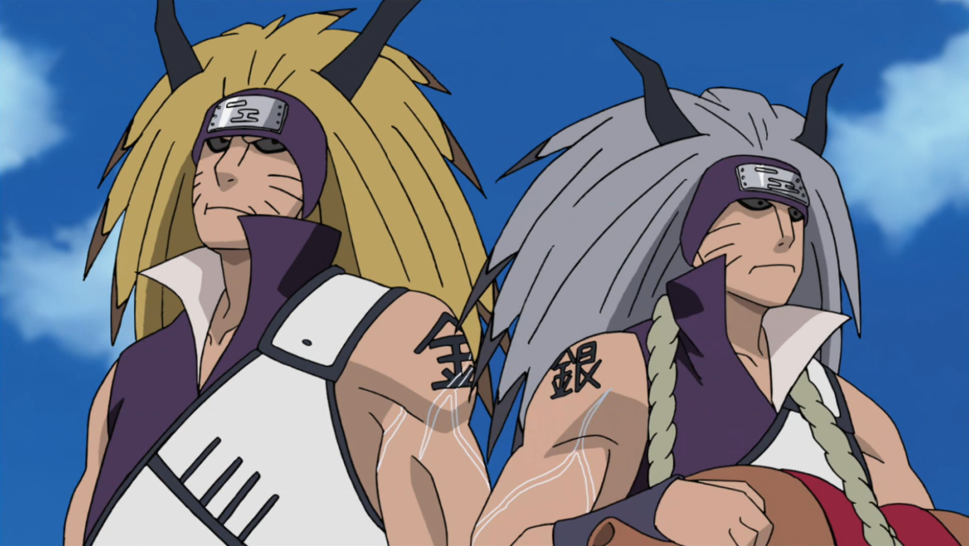 Kinkaku (left) and Ginkaku (right). 