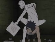 Tobi bromea con Obito