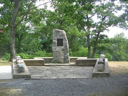 Emerald source monument