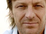 Kinopoisk.ru-Sean-Bean-1070750--w--1024