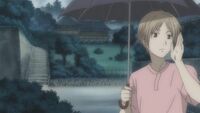 Natsume searching for Nyanko-sensei in the rain Episode 11