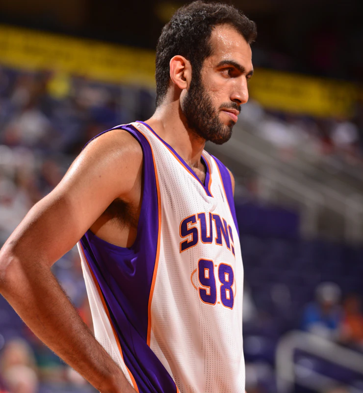 Iranian Memphis Grizzlies NBA Rookie Hamed Haddadi Draws Fans –  Photos - WSJ