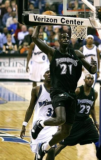 Kevin Garnett with the Minnesota Timberwolves dunking, 2007