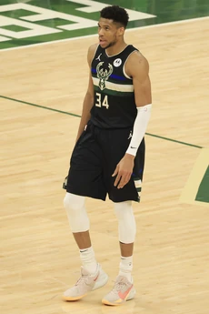 Giannis Antetokounmpo (2021)