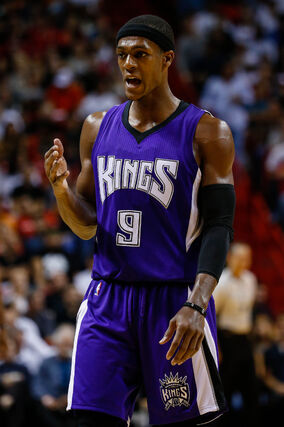 Rajon Rondo Sacramento Kings  Nba sports, Basketball history