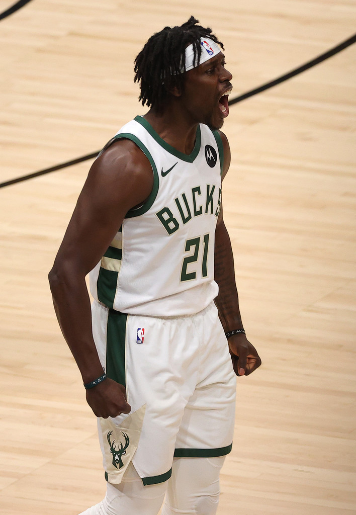 Milwaukee Bucks, Jrue Holiday reach four-year extension worth up