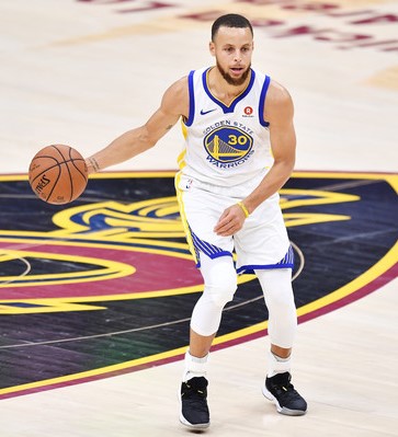 Warriors 132-95 Trail Blazers: Stephen Curry had season high in