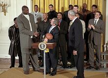 Lakers at the White House 2001