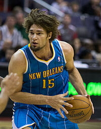 Robin Lopez Hornets