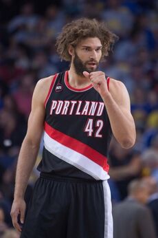 Robin Lopez