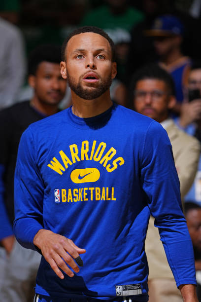 Stephen Curry headlines top-selling jerseys so far this season