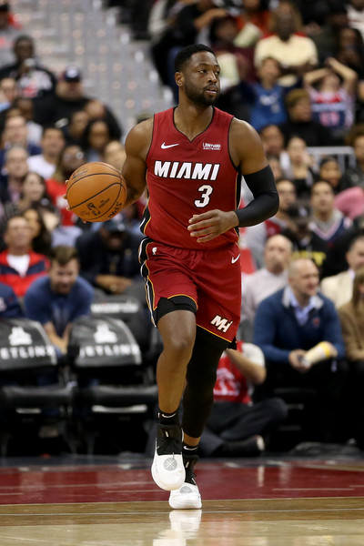 Dwyane Wade elected to Basketball Hall of Fame