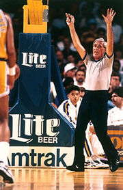 Earl Strom