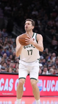 Gasol during a Bucks game in 2019.