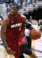 Wade dribbling the ball in 2009.