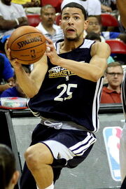 400px-Austin Rivers Pelicans Summer League 2013