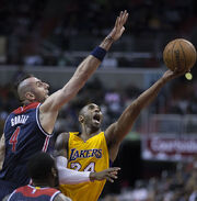 Kobe Bryant vs Marcin Gortat